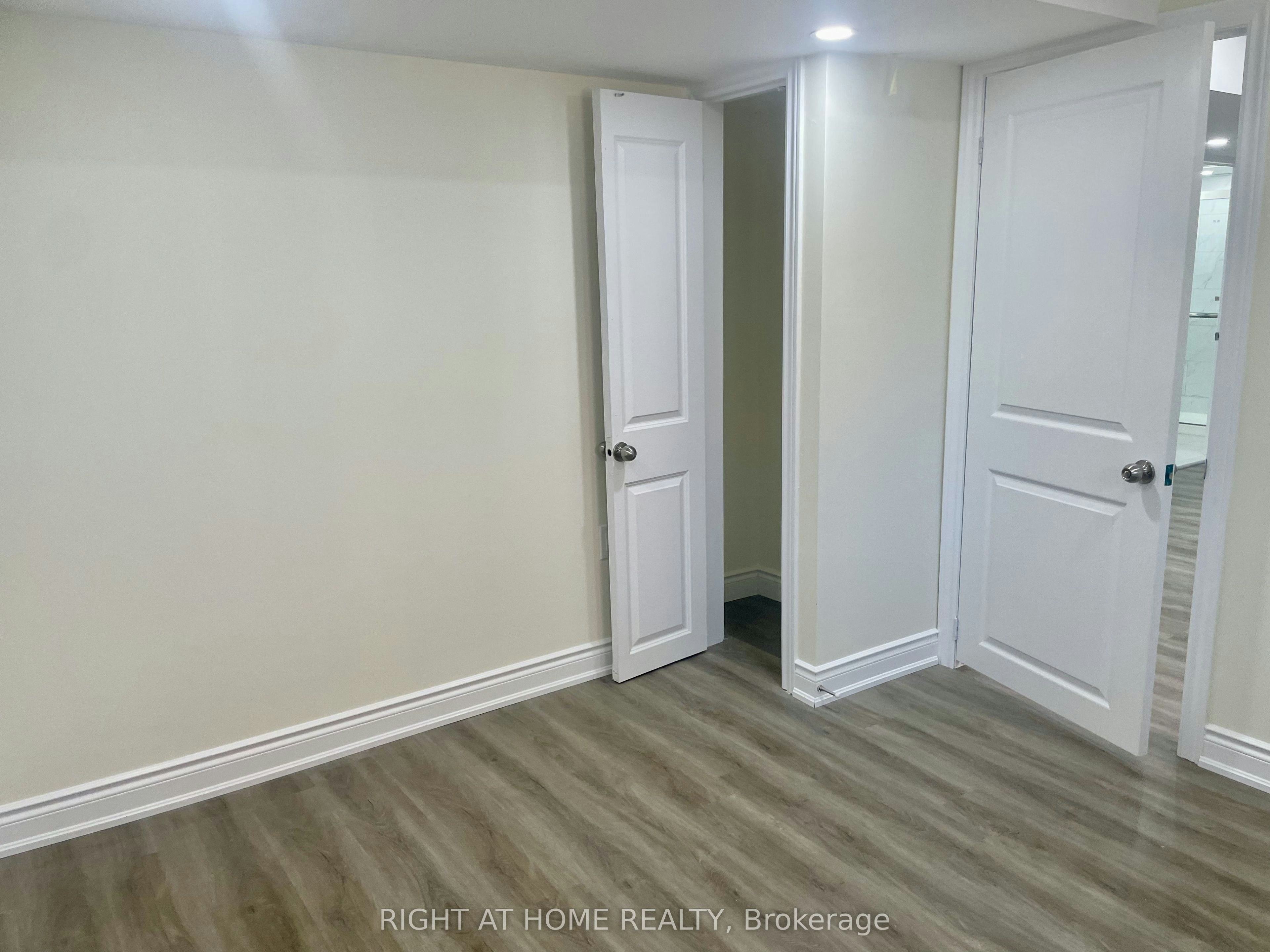 Unit #2 (Bsmt)-11 Herdwick Street, Brampton, ON, L6S 6L6 - 5