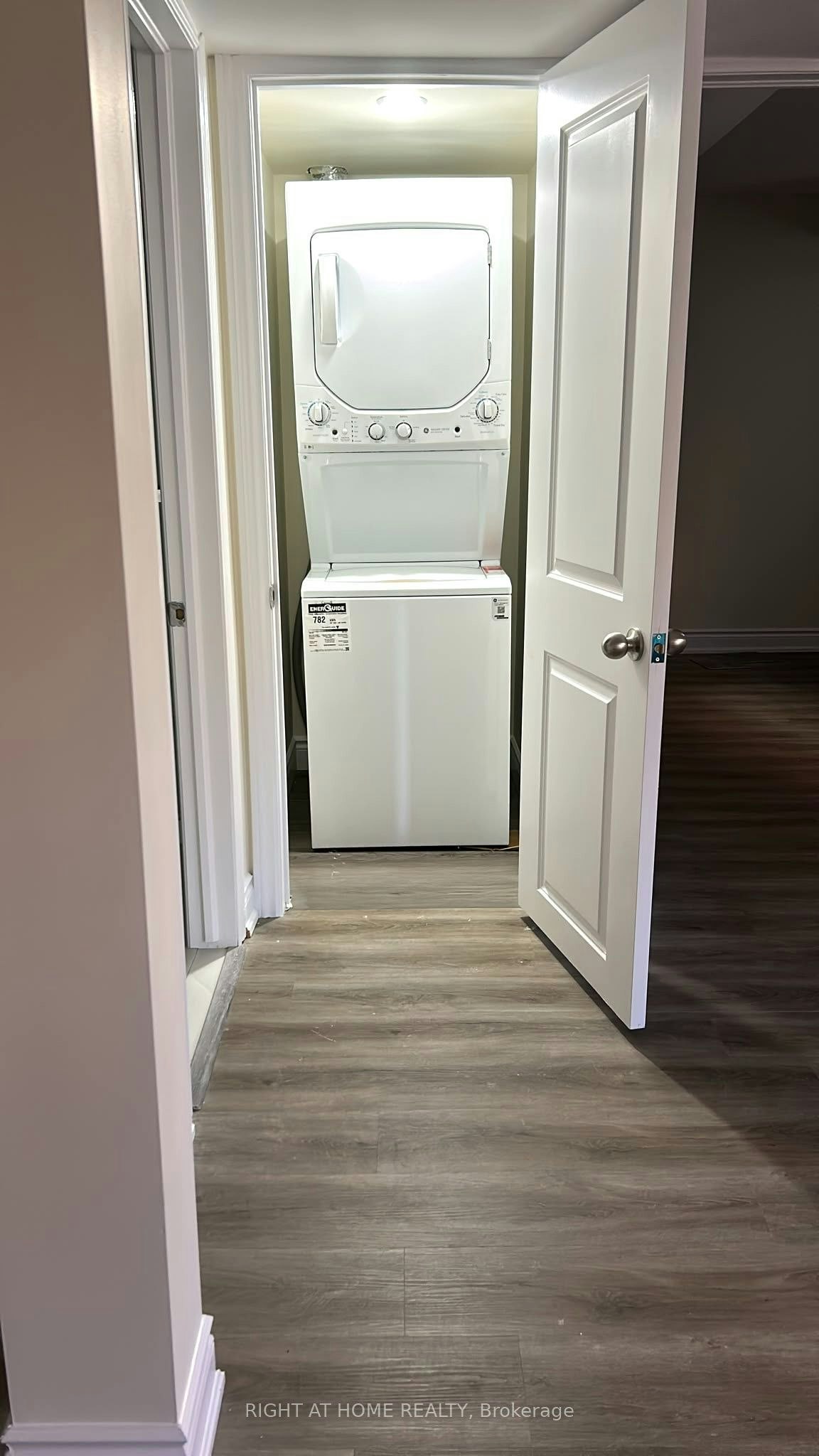 Unit #2 (Bsmt)-11 Herdwick Street, Brampton, ON, L6S 6L6 - 8