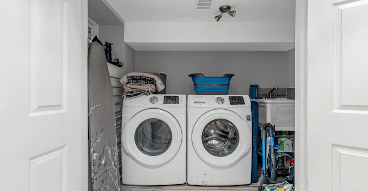 26 Algonquin Avenue, Toronto, ON, M6R 1K7 - 35