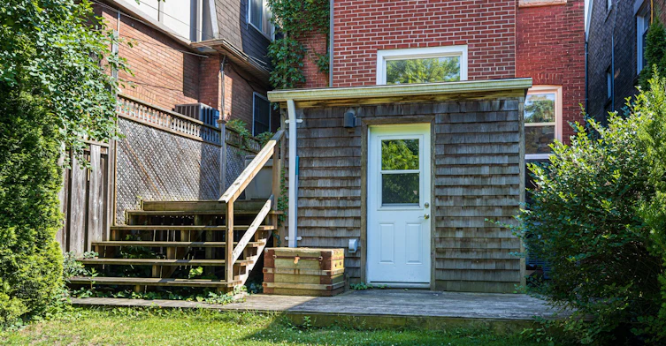 26 Algonquin Avenue, Toronto, ON, M6R 1K7 - 39