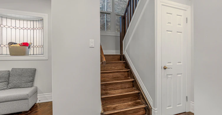 26 Algonquin Avenue, Toronto, ON, M6R 1K7 - 15
