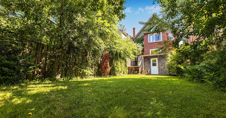 26 Algonquin Avenue, Toronto, ON, M6R 1K7 - 37