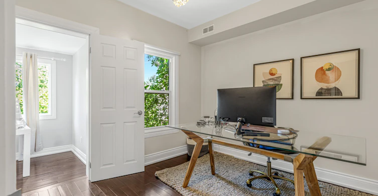 26 Algonquin Avenue, Toronto, ON, M6R 1K7 - 17