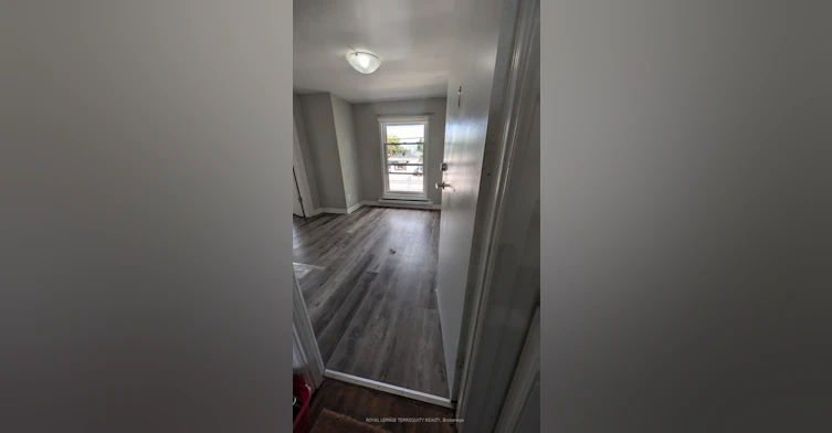 4-44 Main Street N, Halton Hills, ON, L7J 1W2 - 6