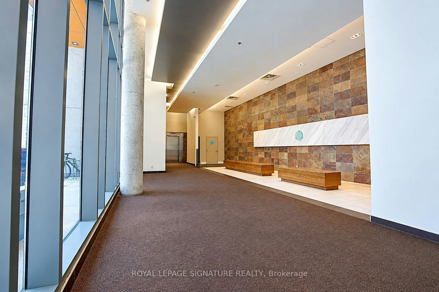 712-20 Joe Shuster Way, Toronto, ON, M6K 0A3 - 16
