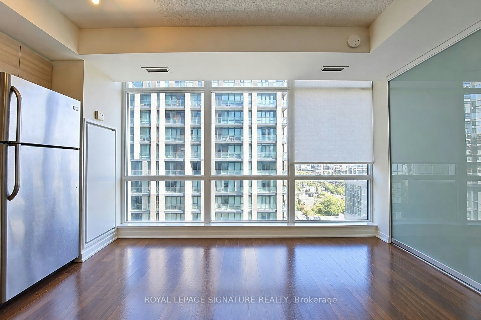 712-20 Joe Shuster Way, Toronto, ON, M6K 0A3 - 6