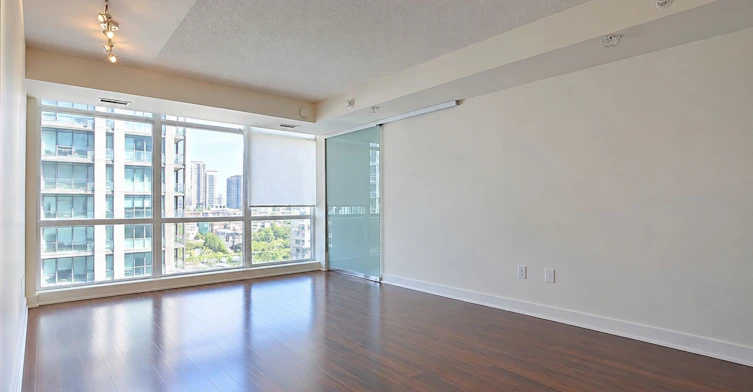 712-20 Joe Shuster Way, Toronto, ON, M6K 0A3 - 4