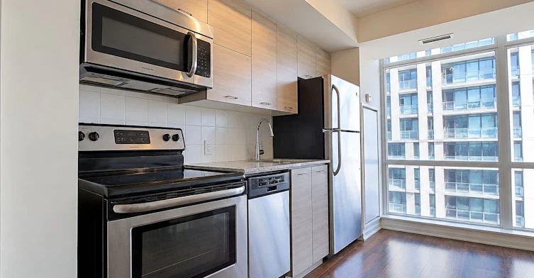712-20 Joe Shuster Way, Toronto, ON, M6K 0A3 - 7