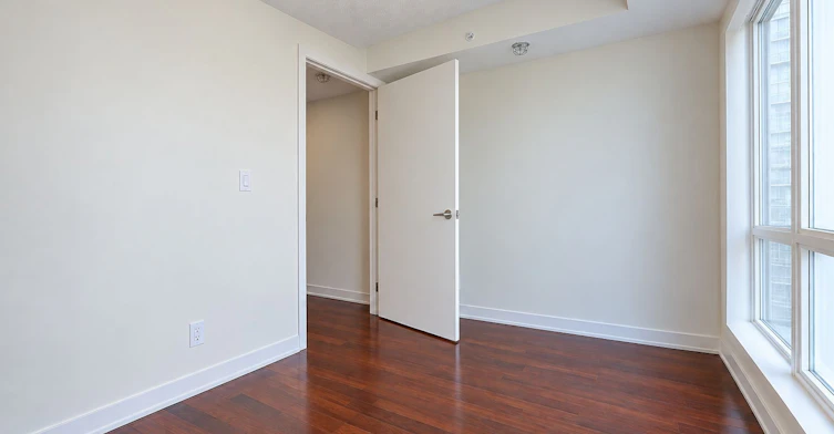 712-20 Joe Shuster Way, Toronto, ON, M6K 0A3 - 11