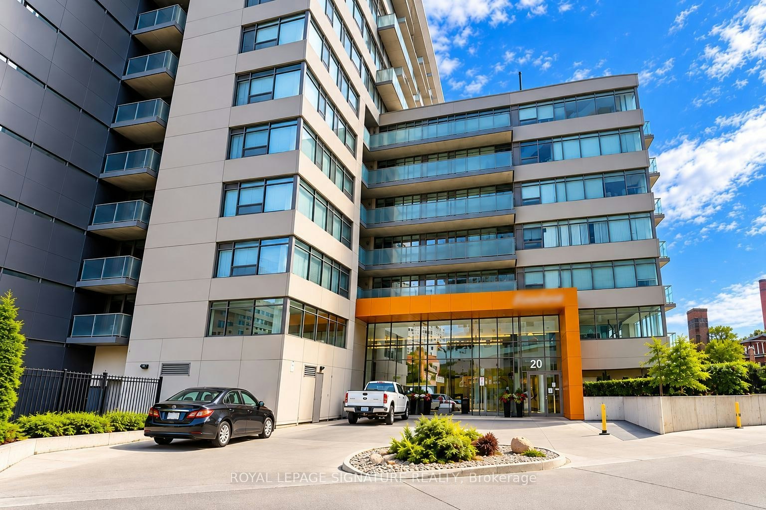 712-20 Joe Shuster Way, Toronto, ON, M6K 0A3 - 2
