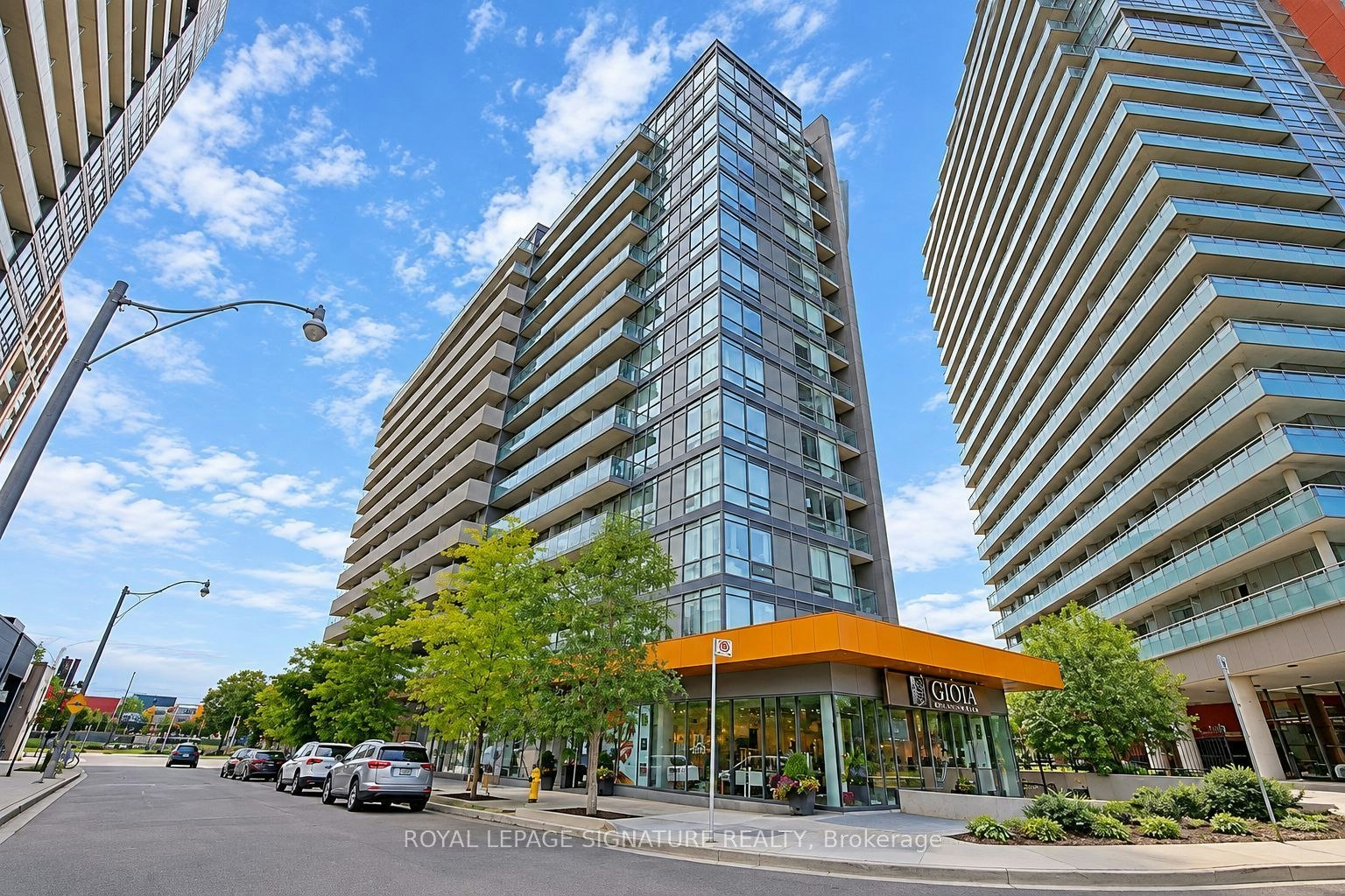 712-20 Joe Shuster Way, Toronto, ON, M6K 0A3