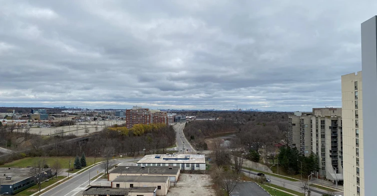 1204-65 Speers Road, Oakville, ON, L6K 0J1 - 2