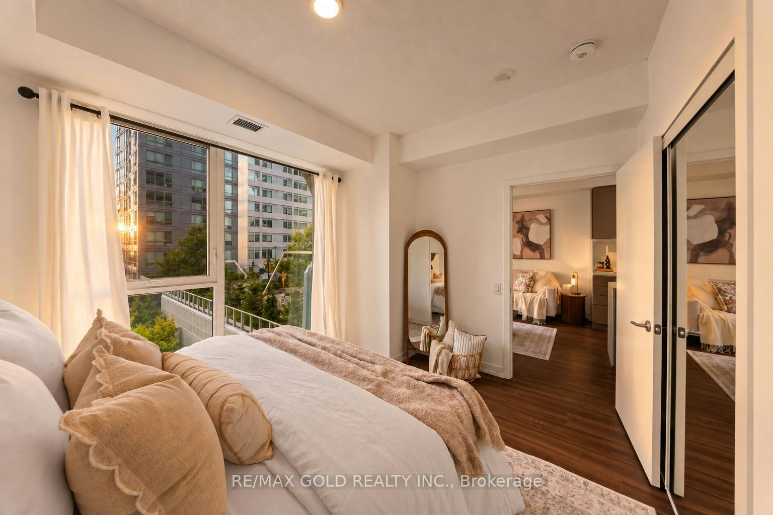 705-4065 Confederation Parkway, Mississauga, ON, L5B 0L4 - 11
