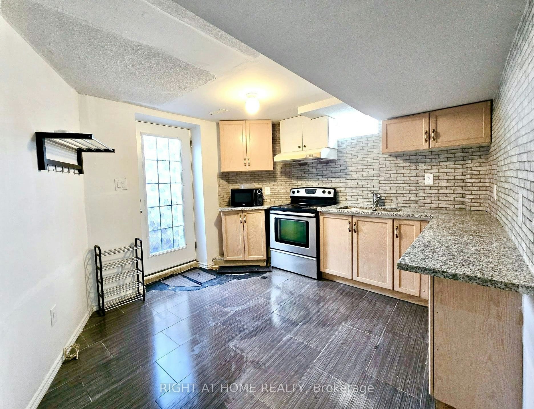 B-55 Velvet Grass Lane, Brampton, ON, L6R 1W1 - 2