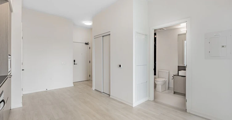 902B-1285 Dupont Avenue, Toronto, ON, M6H 0E3 - 8