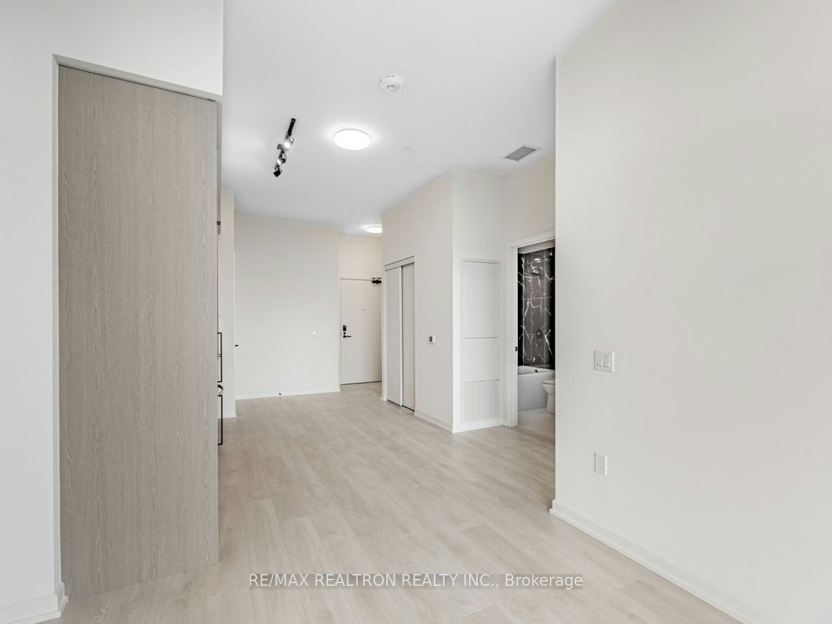 902B-1285 Dupont Avenue, Toronto, ON, M6H 0E3 - 11