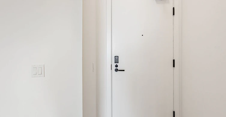 902B-1285 Dupont Avenue, Toronto, ON, M6H 0E3 - 3