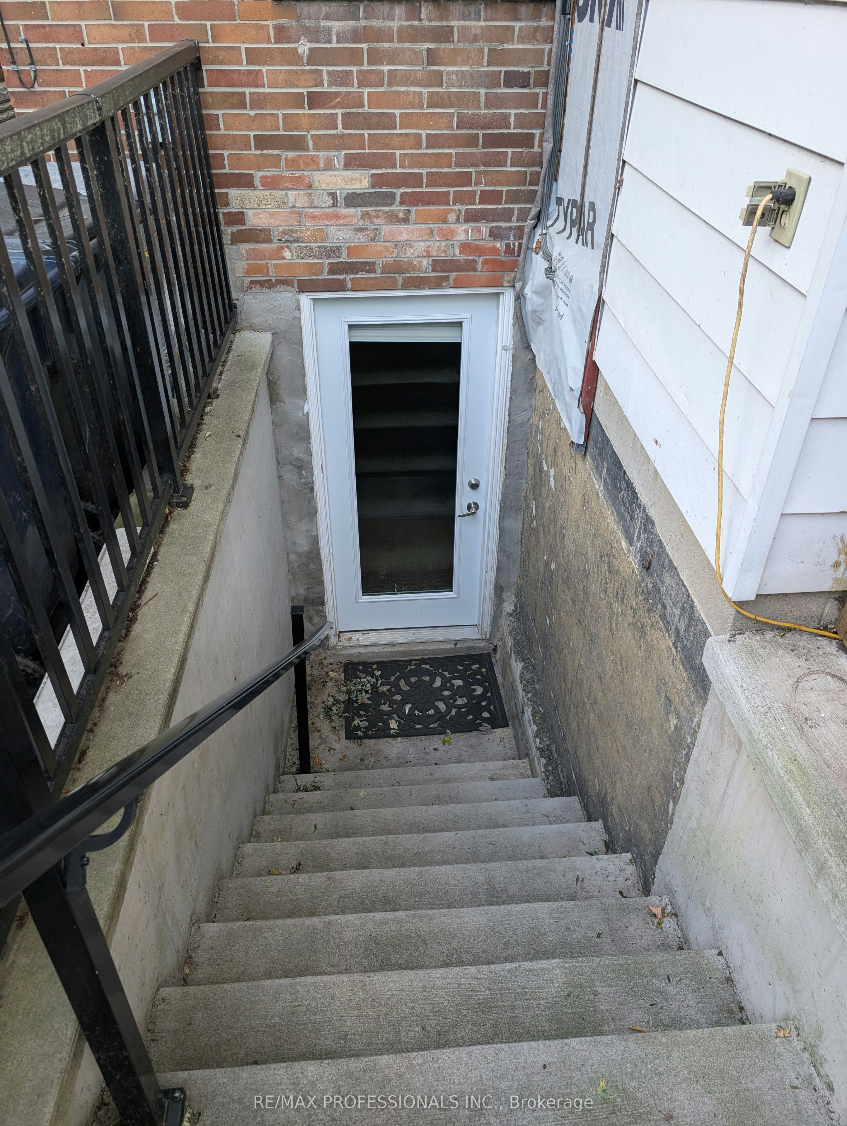 BSMT-38 Wheatfield Road, Toronto, ON, M8V 2P6 - 3