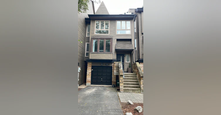 13-1120 Queens Avenue, Oakville, ON, L6H 2B5 - 2