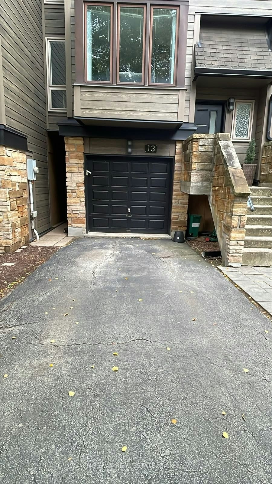 13-1120 Queens Avenue, Oakville, ON, L6H 2B5 - 3