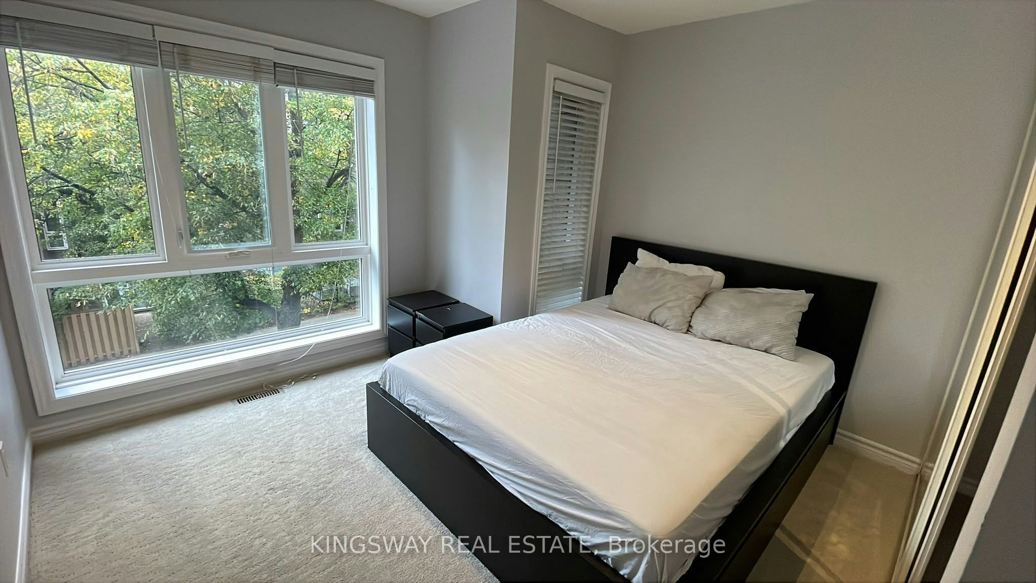 13-1120 Queens Avenue, Oakville, ON, L6H 2B5 - 21