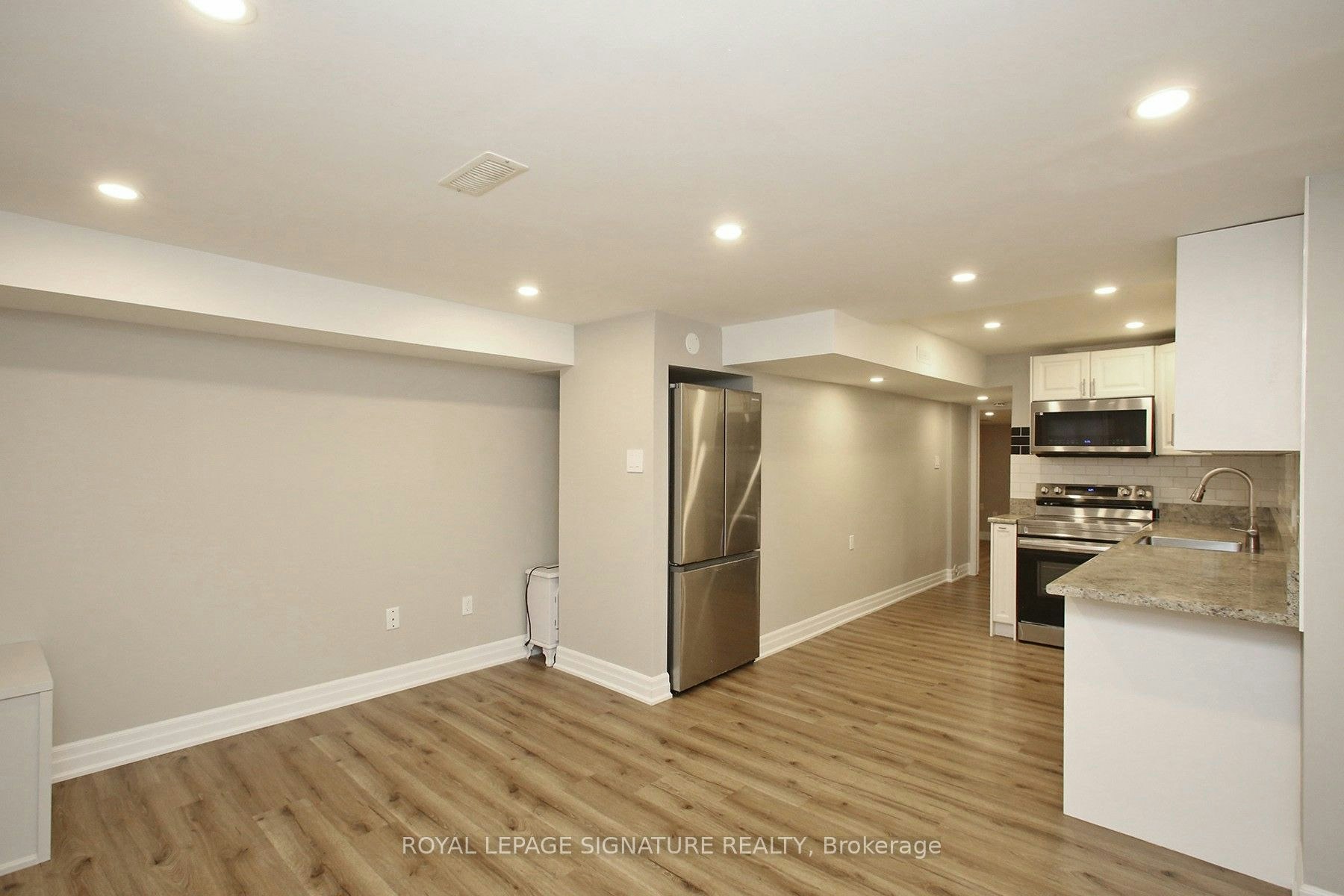 10 Armstrong Street, Toronto, ON, M6H 1V8 - 7