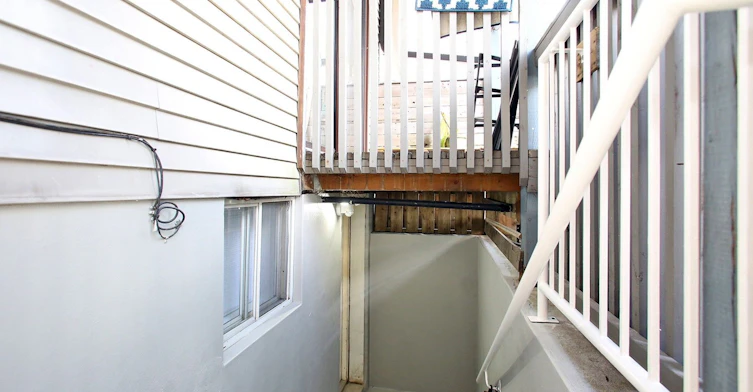 10 Armstrong Street, Toronto, ON, M6H 1V8 - 2