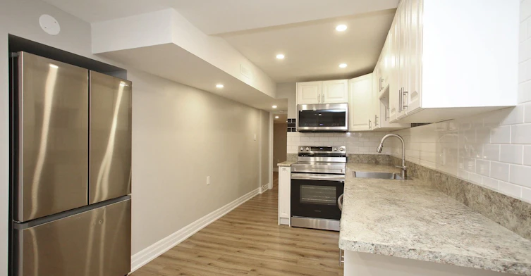 10 Armstrong Street, Toronto, ON, M6H 1V8 - 6