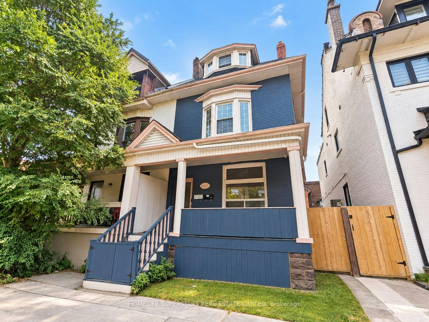 1267 King Street W, Toronto, ON, M6K 1G9