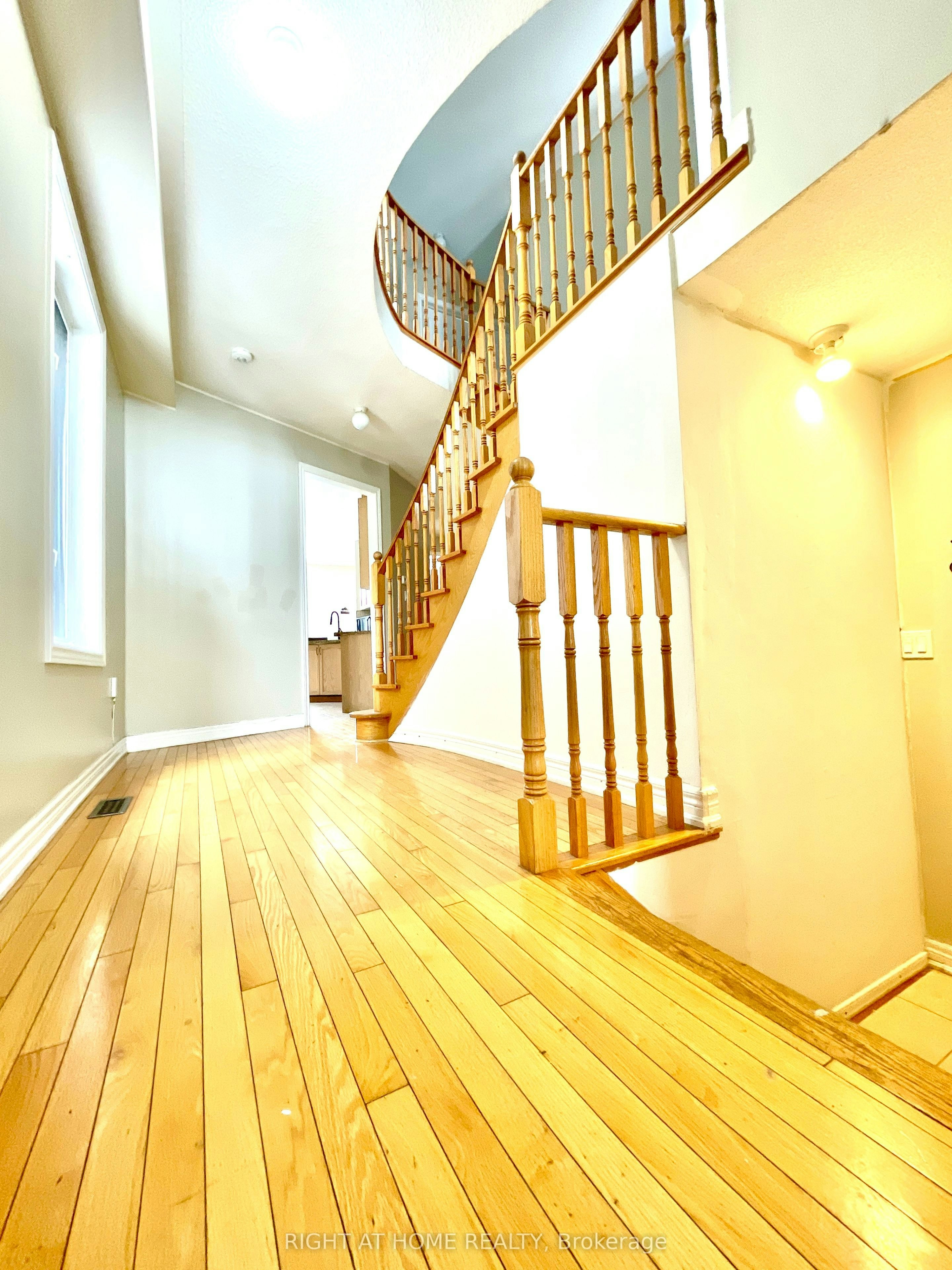 A-10 Vanderbrink Drive, Brampton, ON, L6R 0E5 - 2