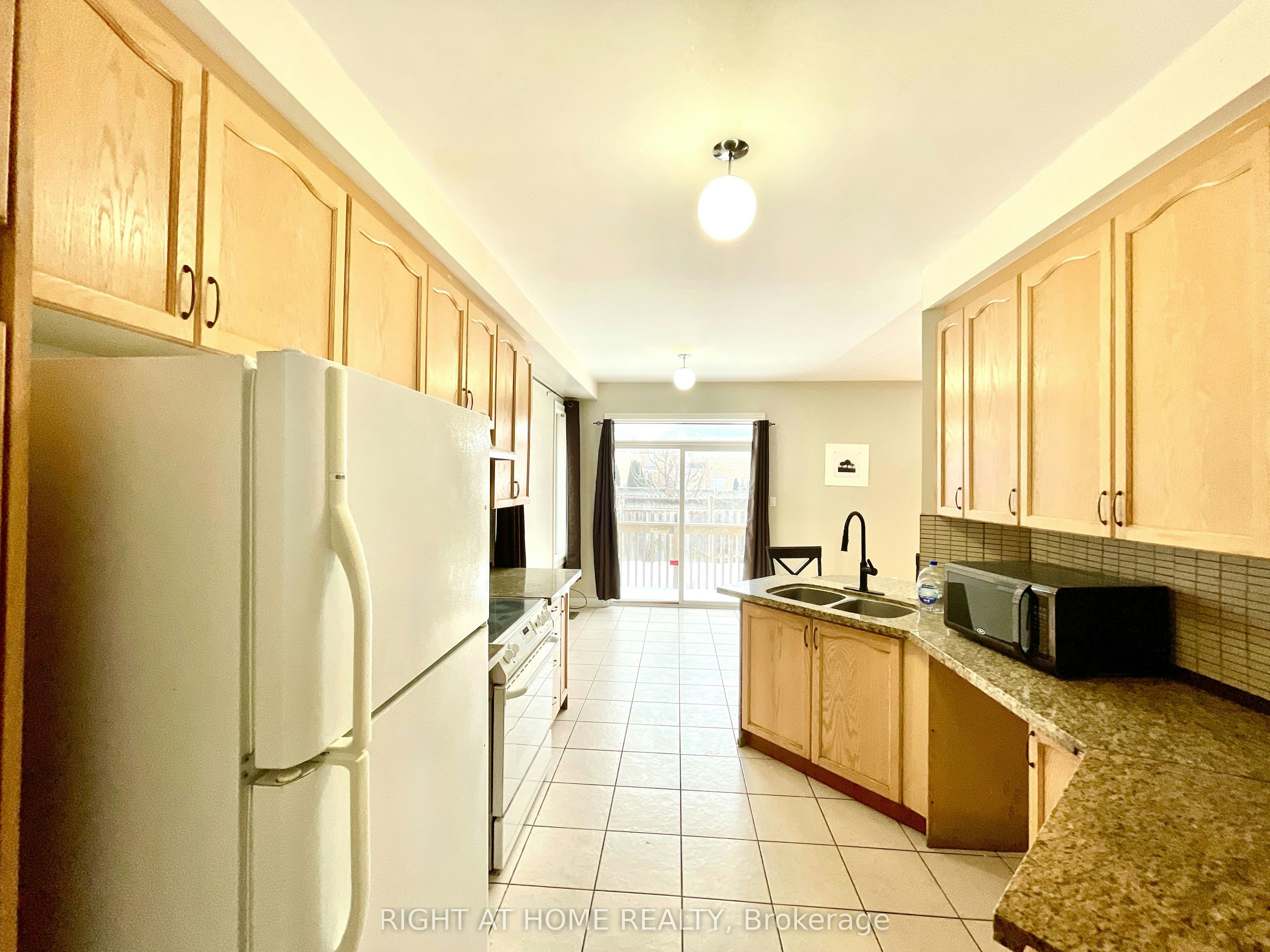 A-10 Vanderbrink Drive, Brampton, ON, L6R 0E5 - 5