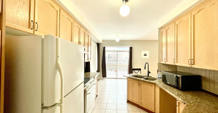 A-10 Vanderbrink Drive, Brampton, ON, L6R 0E5 - 5