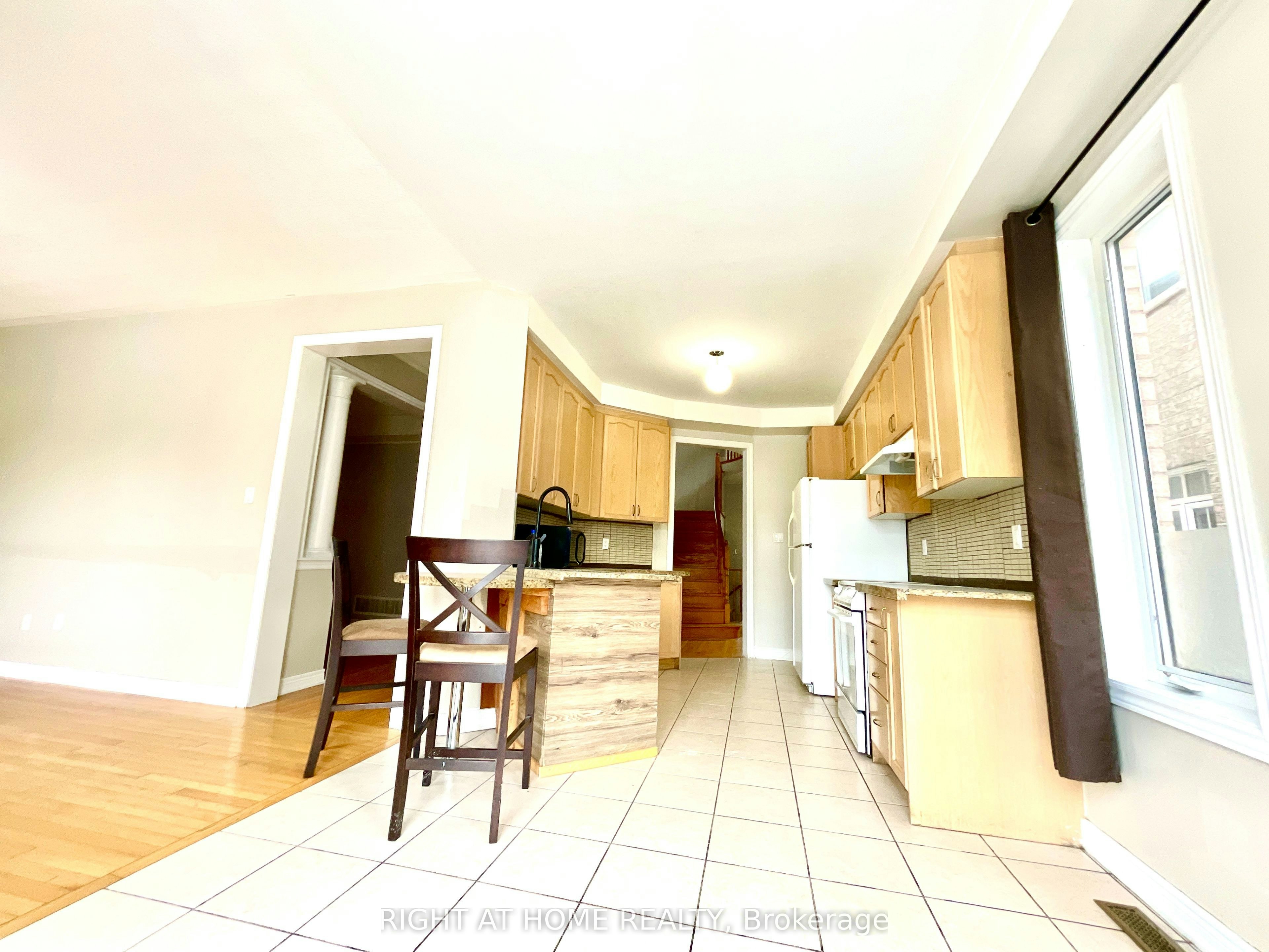 A-10 Vanderbrink Drive, Brampton, ON, L6R 0E5 - 7