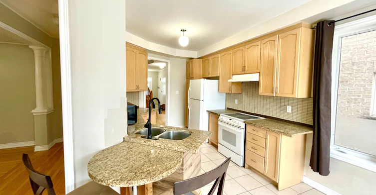 A-10 Vanderbrink Drive, Brampton, ON, L6R 0E5