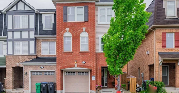 14 Memory Lane, Brampton, ON, L7A 0V9