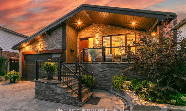 2683 Kingsberry Crescent