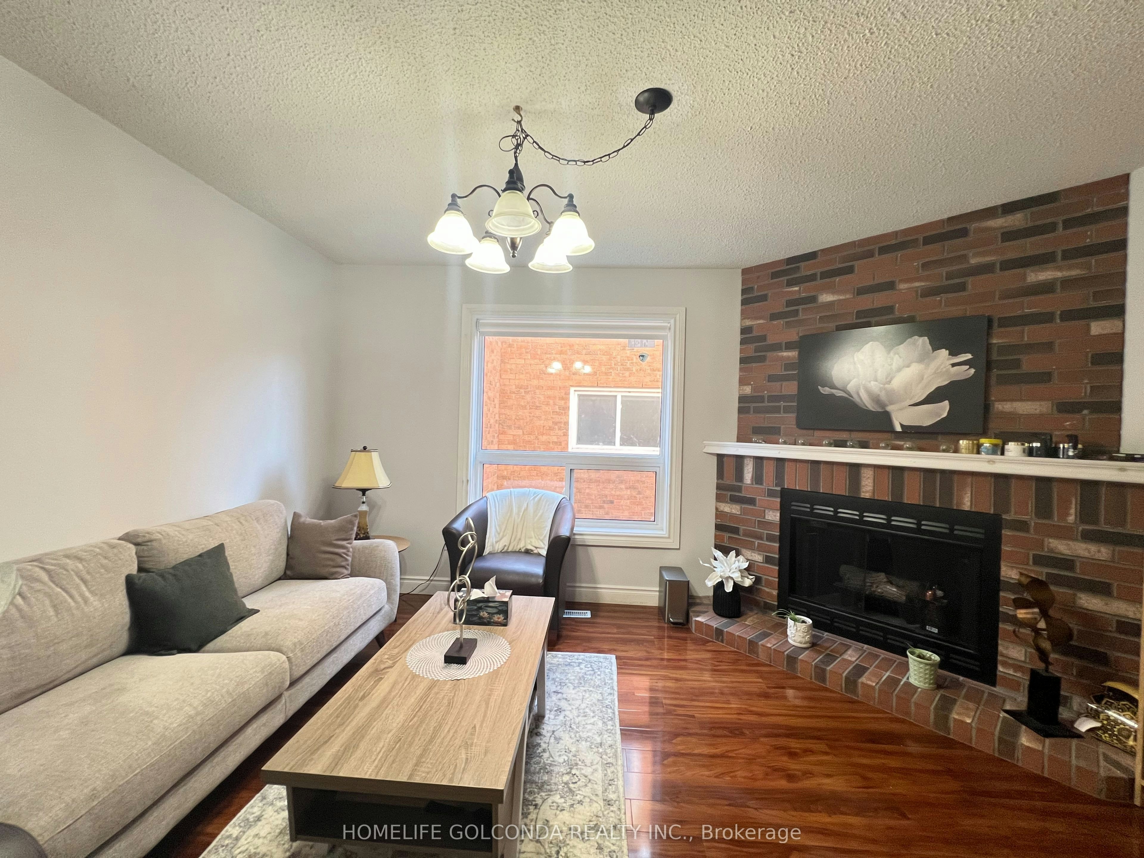 2541 Scarth Court, Mississauga, ON, L5M 5L2 - 2