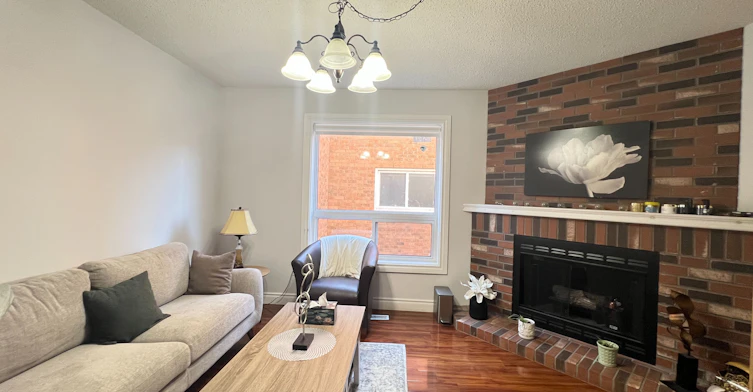 2541 Scarth Court, Mississauga, ON, L5M 5L2 - 2