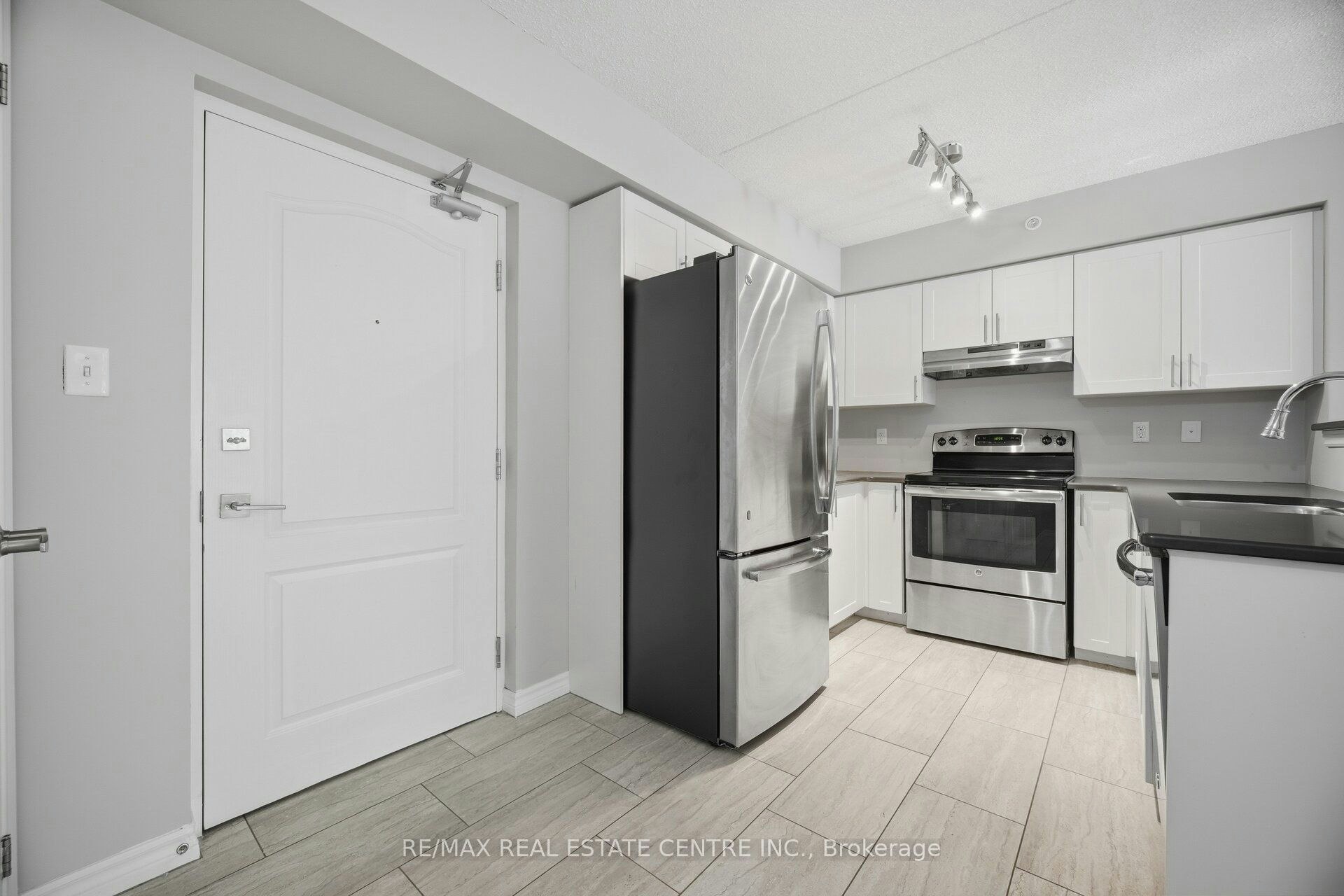 103-1450 Main Street E, Milton, ON, L9T 8W4 - 8