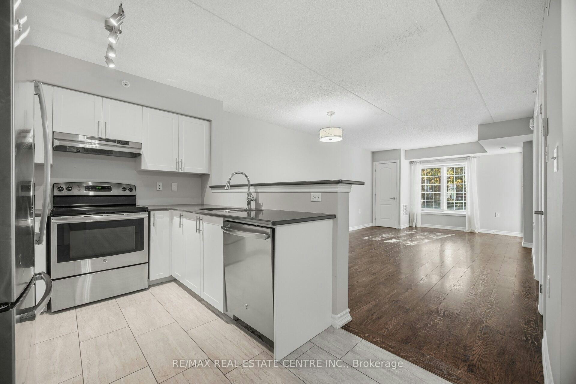103-1450 Main Street E, Milton, ON, L9T 8W4 - 9