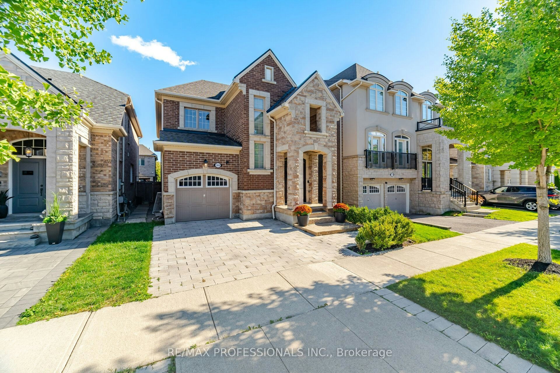 144 Cherryhurst Road, Oakville, ON, L6M 0W1