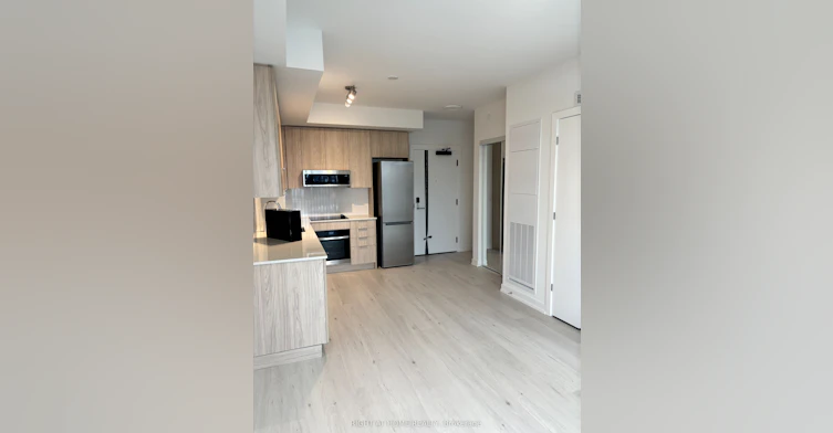 318-2501 Saw Whet Boulevard, Oakville, ON, L6M 5N2