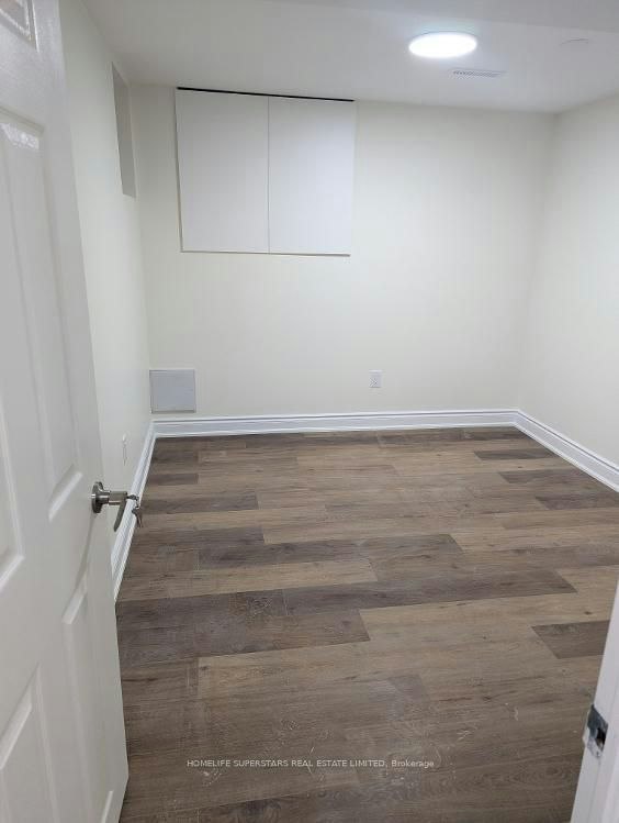 Basement Apartment-26 Glenmore Crescent, Brampton, ON, L6S 1H8 - 13