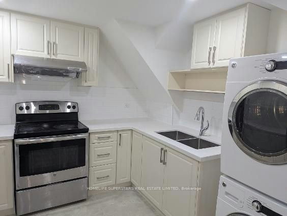 Basement Apartment-26 Glenmore Crescent, Brampton, ON, L6S 1H8 - 3