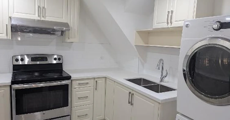 Basement Apartment-26 Glenmore Crescent, Brampton, ON, L6S 1H8 - 3