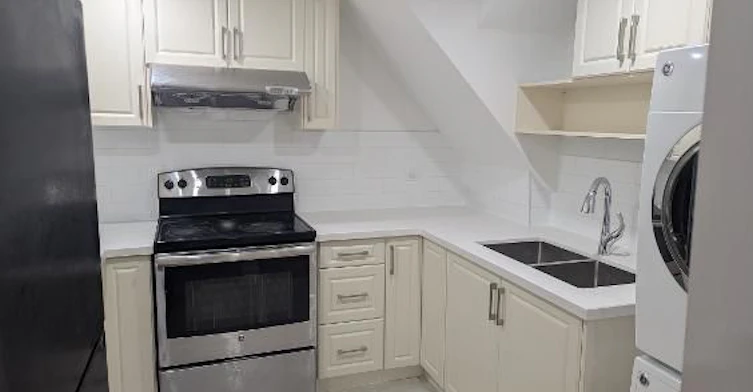 Basement Apartment-26 Glenmore Crescent, Brampton, ON, L6S 1H8 - 6