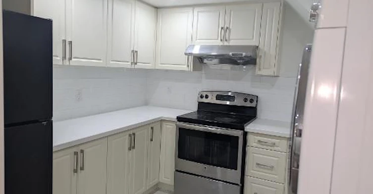 Basement Apartment-26 Glenmore Crescent, Brampton, ON, L6S 1H8 - 2