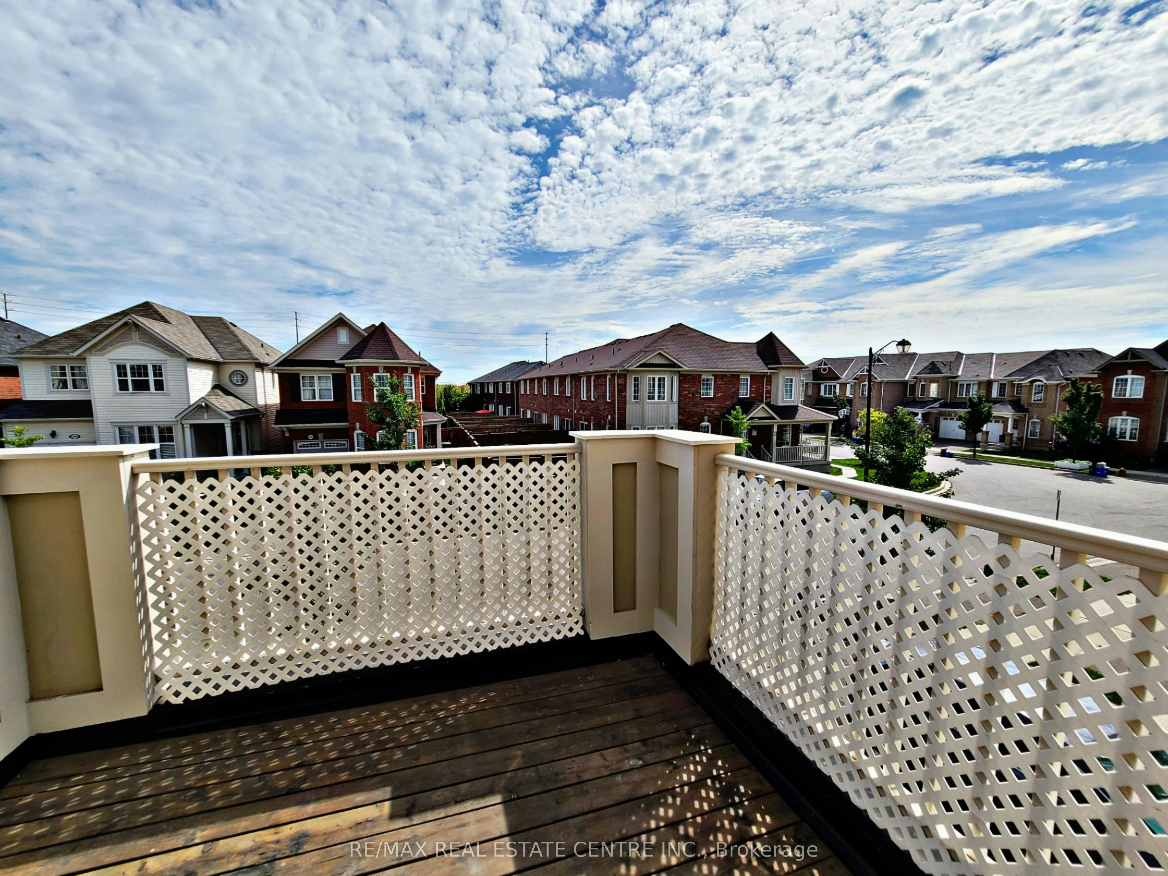 247 Slingsby Landing, Milton, ON, L9T 8N6 - 11
