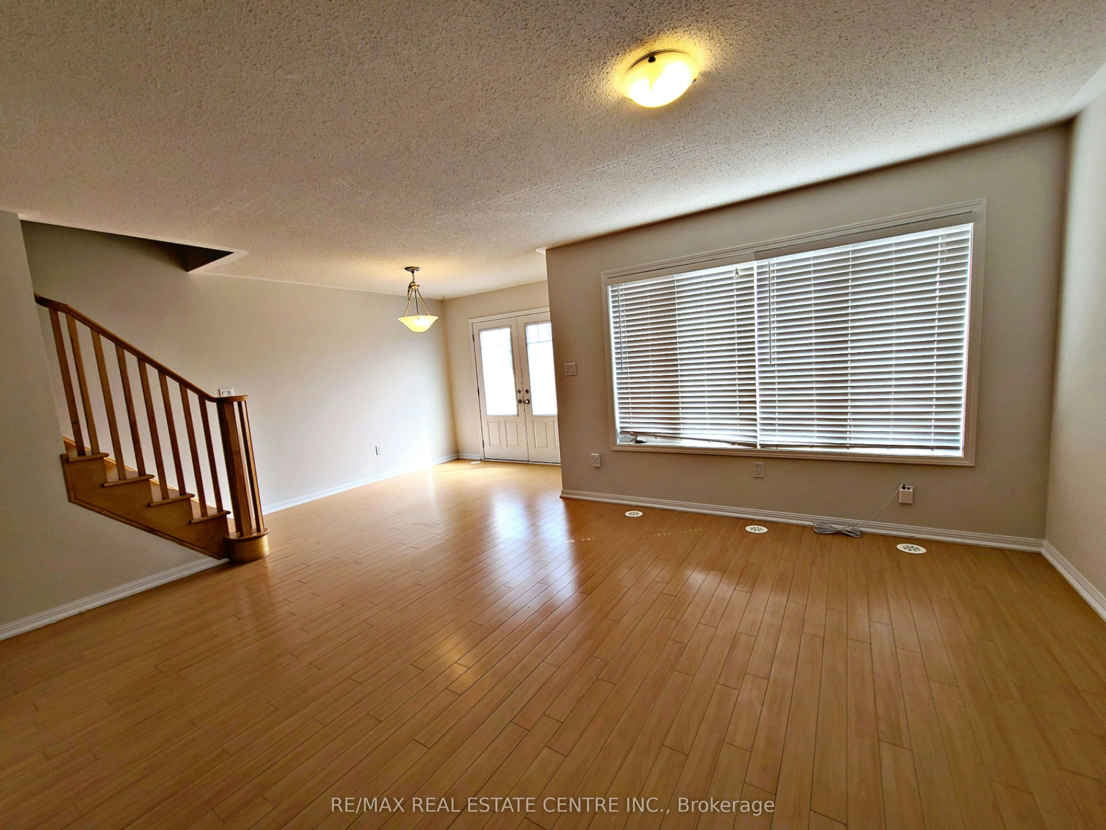 247 Slingsby Landing, Milton, ON, L9T 8N6 - 9