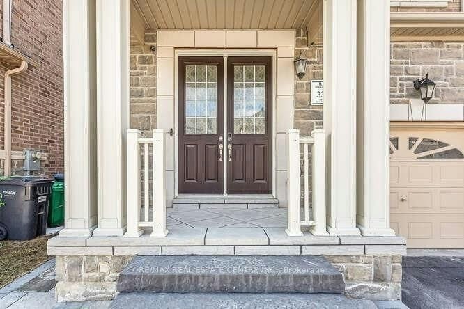 68 Fann Drive, Brampton, ON, L7A 4L5 - 2